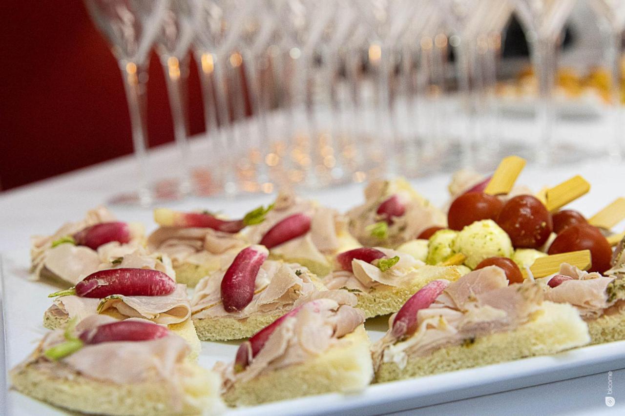 Logis Hotel & Restaurant - Le Relais De Montigny Montigny  エクステリア 写真