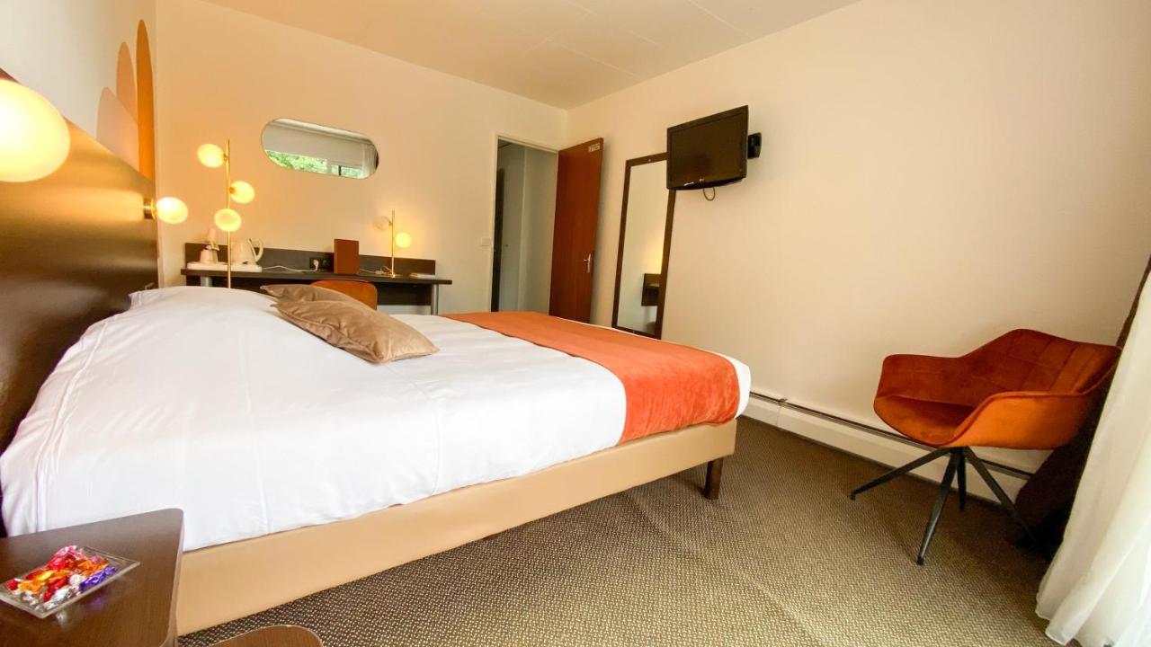 Logis Hotel & Restaurant - Le Relais De Montigny Montigny  エクステリア 写真