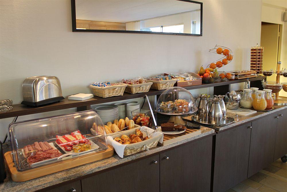 Logis Hotel & Restaurant - Le Relais De Montigny Montigny  エクステリア 写真